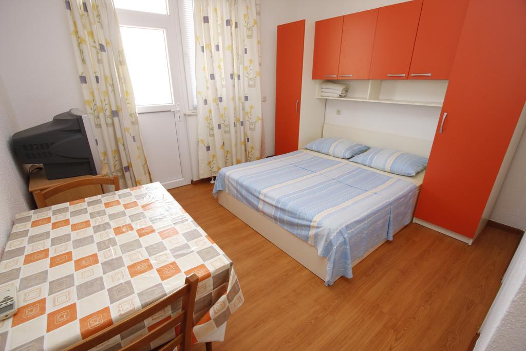 Apartments Lidus Makarska Zimmer foto