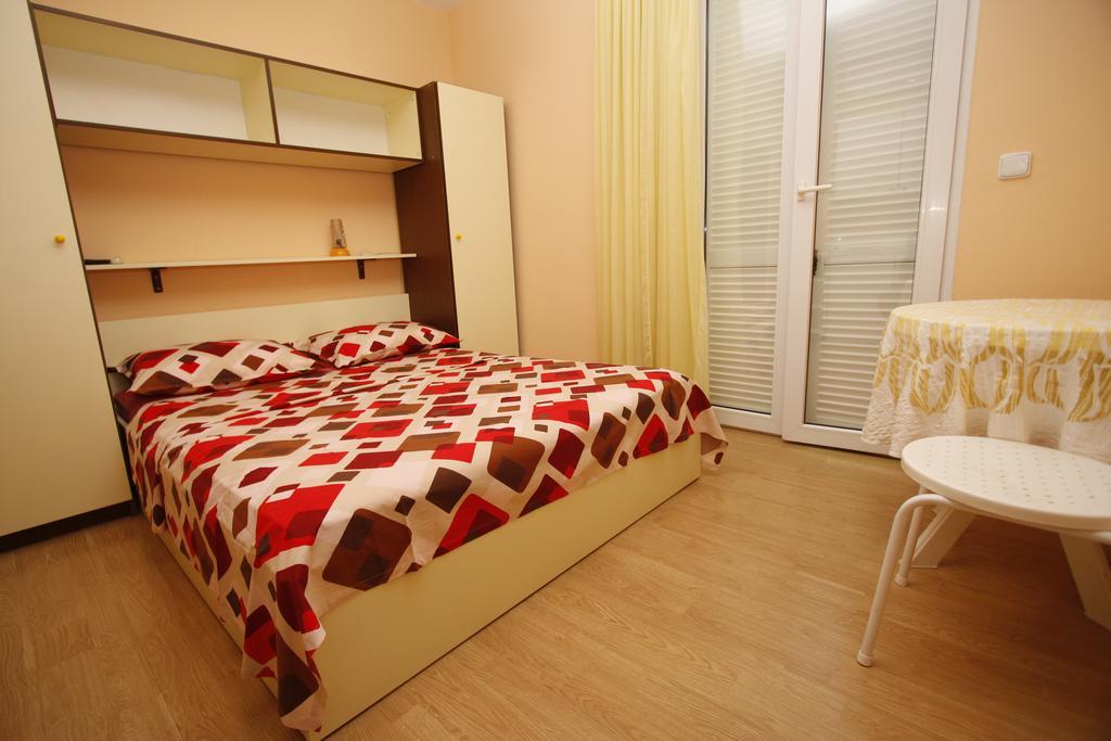 Apartments Lidus Makarska Zimmer foto