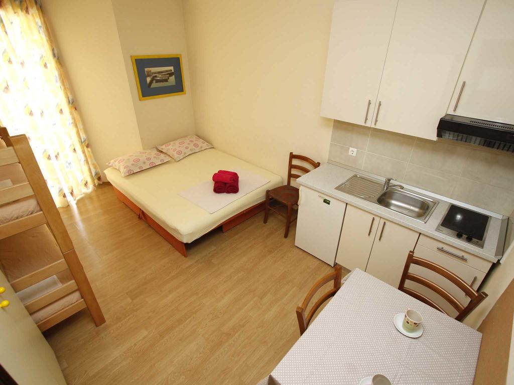 Apartments Lidus Makarska Exterior foto